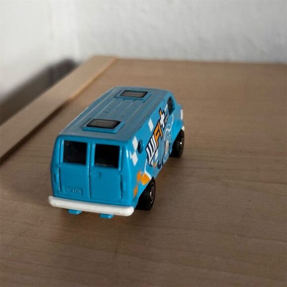 Matchbox Y2K 2006 Chevy Van WiFi Repair Diecast Model 1:74 Blue - Picture 5 of 8